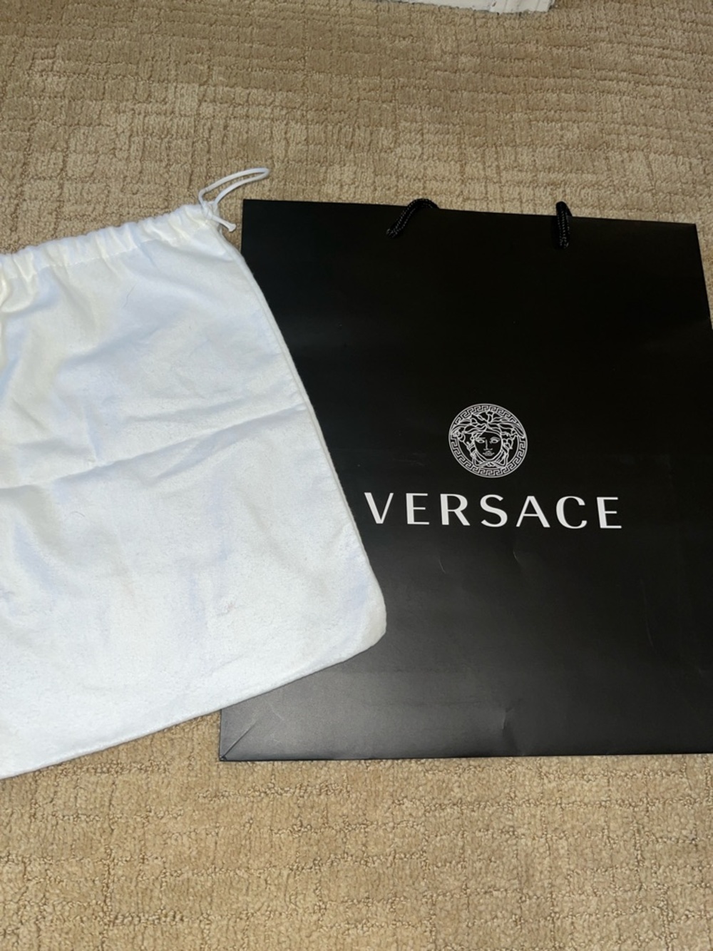 Versace Black Shopping Bag with White Dust Pouch - Picture 2 of 2